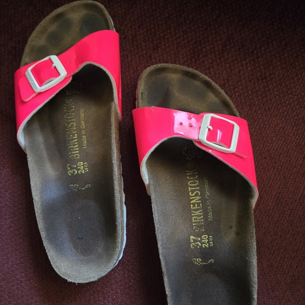 Birkenstock Madrid Birko Flor Patent Leather Pink Slide Sandals Size 37/6-6.5